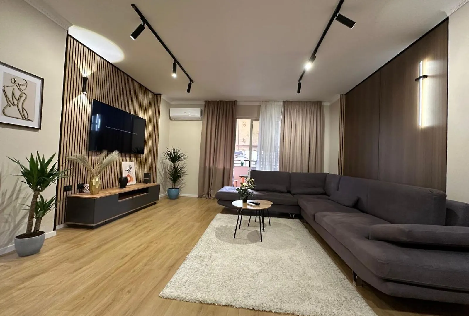 Comfort Apartment Tirana